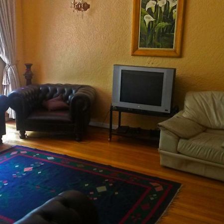 The Birches Backpacker Lodge Randburg Eksteriør billede